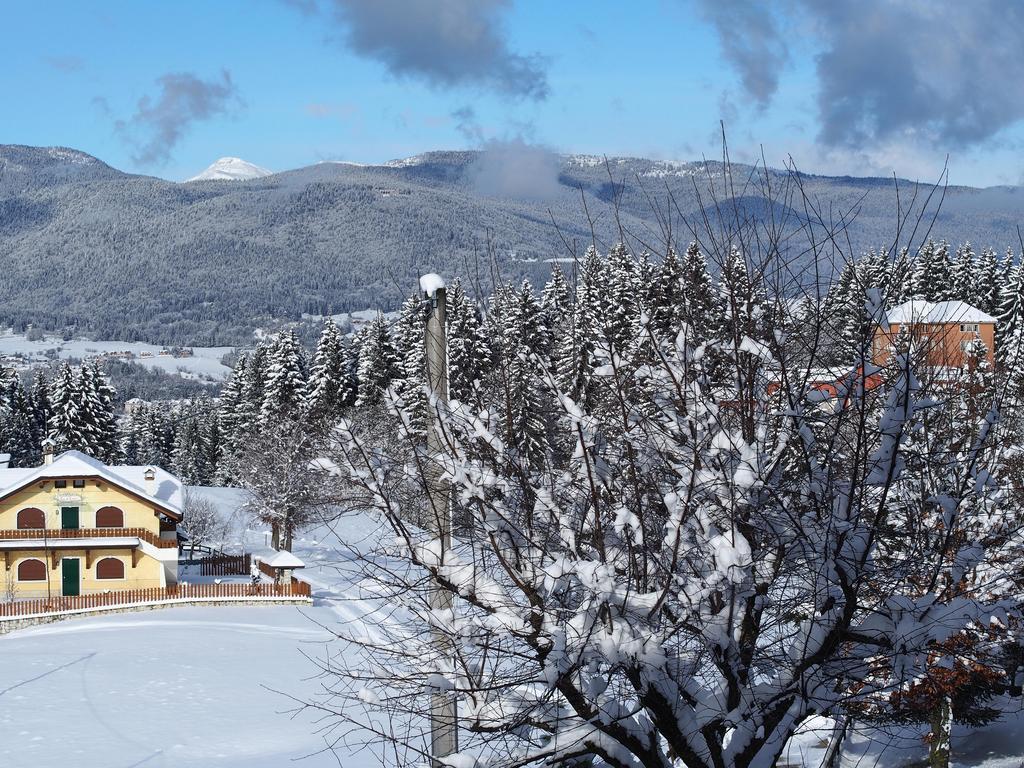 Hotel Belvedere Roana Exteriér fotografie