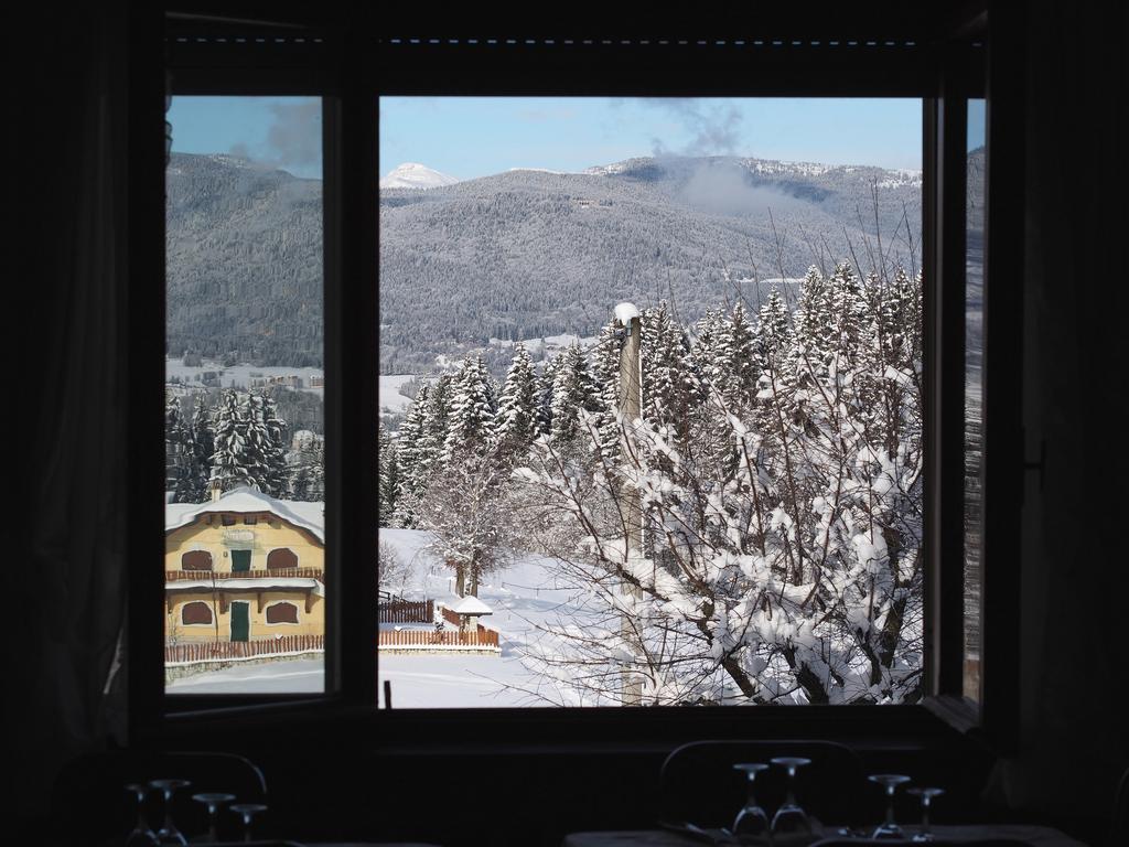 Hotel Belvedere Roana Exteriér fotografie