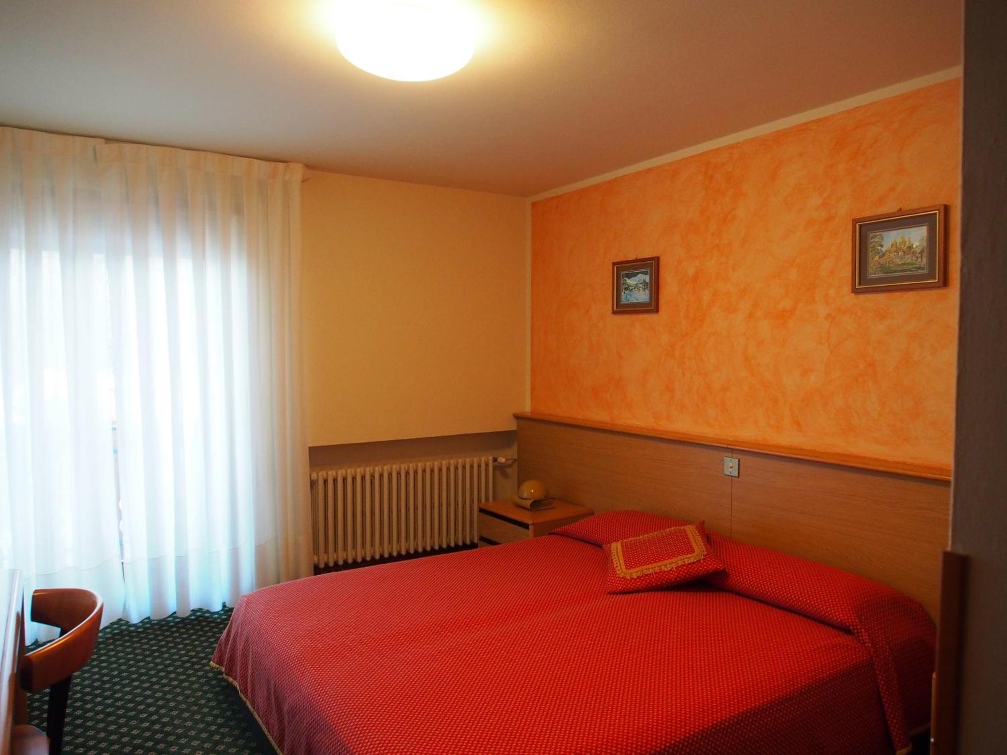 Hotel Belvedere Roana Pokoj fotografie