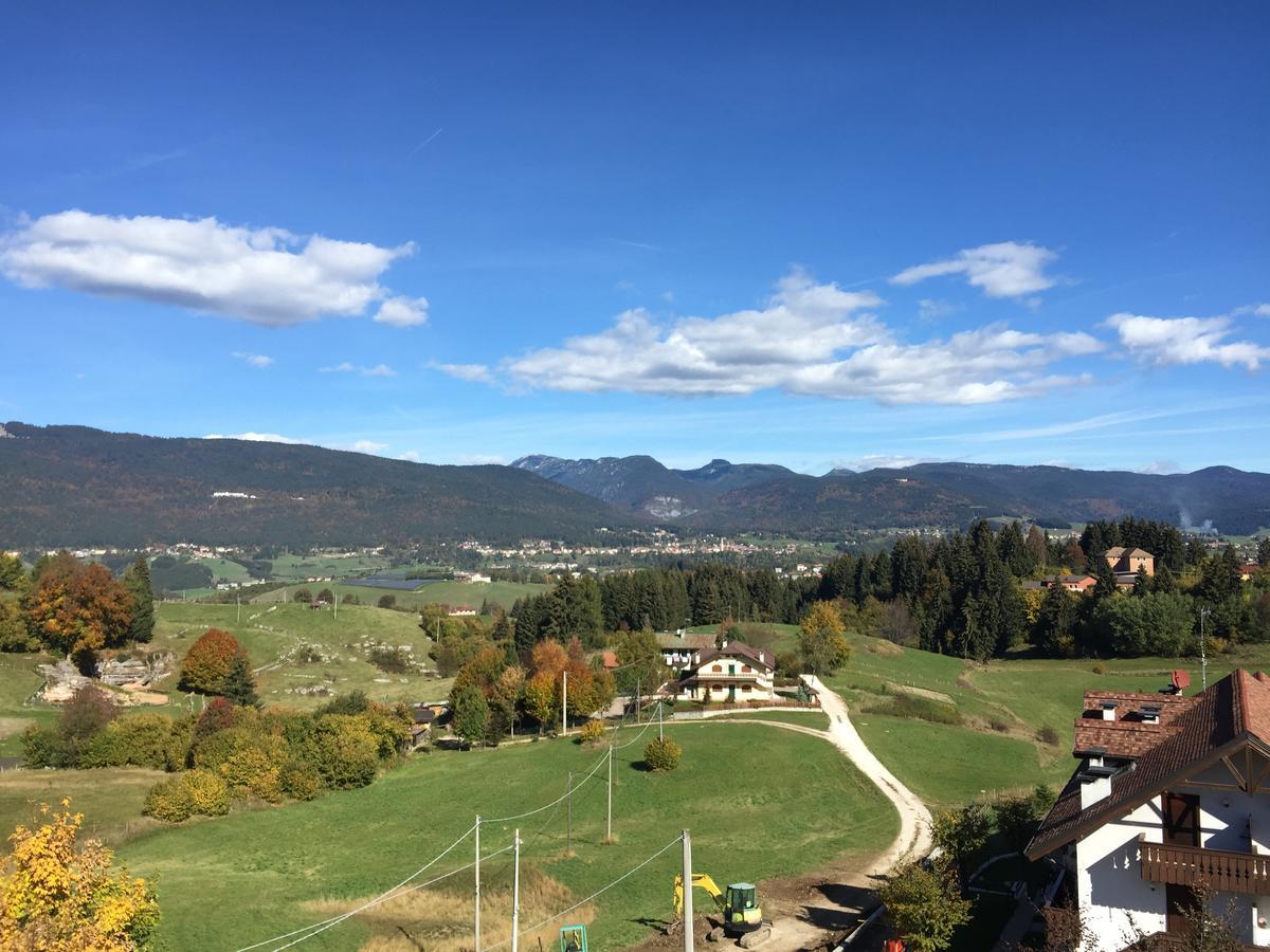 Hotel Belvedere Roana Exteriér fotografie